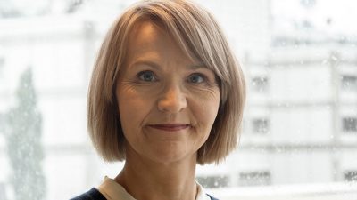 Ingrid Mallén är ny digitalkoordinator inom Nordvisions samarbete Digital Publishing Group. Foto: Lasse Grönroos/Yle.