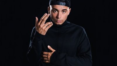 Serhat Yildirim som Emrah från Groruddalen i NRK P3:s drama 18. Serien är en samproduktion mellan NRK, DR och Svenska Yle. Foto: Bendik Stalheim Møller/NRK.